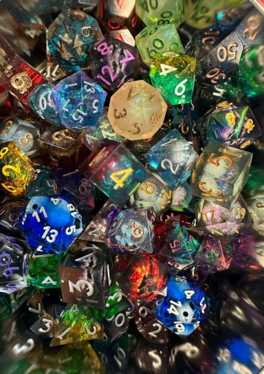 Loose Sharp Edge Resin Dice