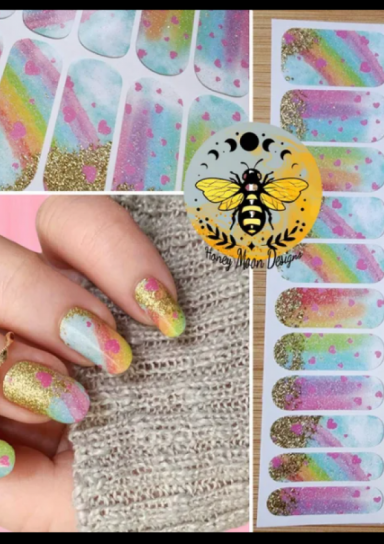 Lucky in Love Nail Strips