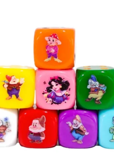 Snow White Dice Set